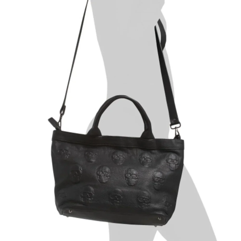 IO PELLE Black Made In Italy Leather Skull Satchel Black Med
